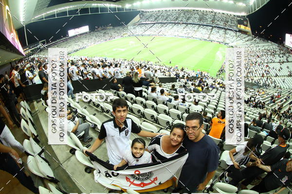 Buy your photos of the eventCorinthians X Fluminense - Brasileir�o on Fotop