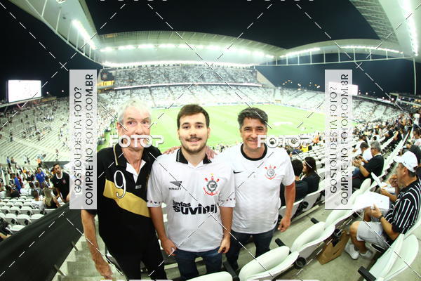 Buy your photos of the eventCorinthians X Fluminense - Brasileir�o on Fotop