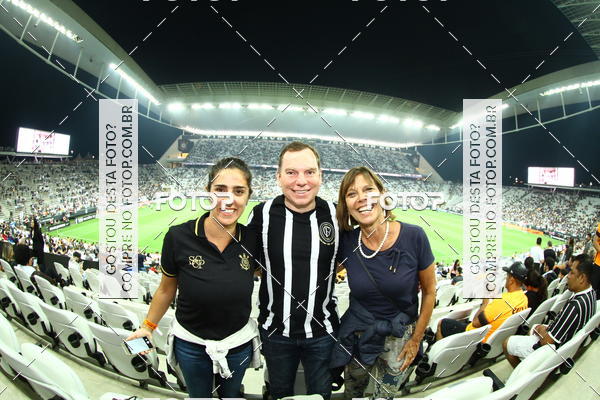 Buy your photos of the eventCorinthians X Fluminense - Brasileir�o on Fotop