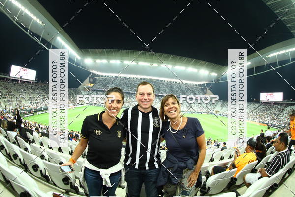 Buy your photos of the eventCorinthians X Fluminense - Brasileir�o on Fotop