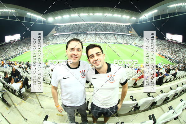Buy your photos of the eventCorinthians X Fluminense - Brasileir�o on Fotop