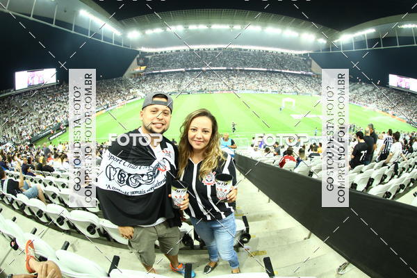 Buy your photos of the eventCorinthians X Fluminense - Brasileir�o on Fotop