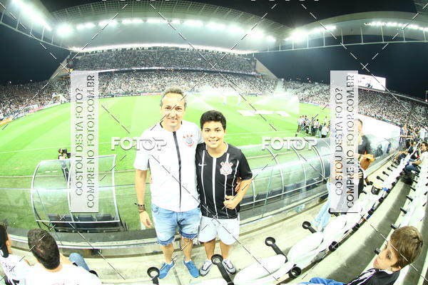 Buy your photos of the eventCorinthians X Fluminense - Brasileir�o on Fotop