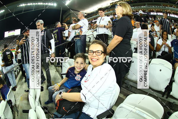 Buy your photos of the eventCorinthians X Fluminense - Brasileir�o on Fotop