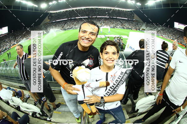 Buy your photos of the eventCorinthians X Fluminense - Brasileir�o on Fotop