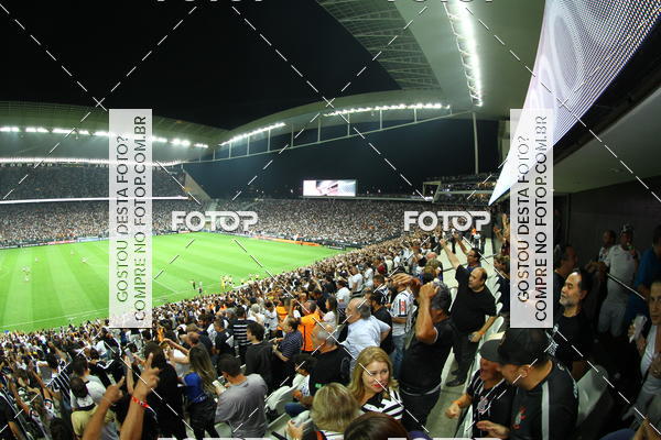 Buy your photos of the eventCorinthians X Fluminense - Brasileir�o on Fotop