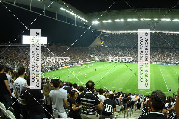 Buy your photos of the eventCorinthians X Fluminense - Brasileir�o on Fotop