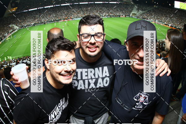 Buy your photos of the eventCorinthians X Fluminense - Brasileir�o on Fotop