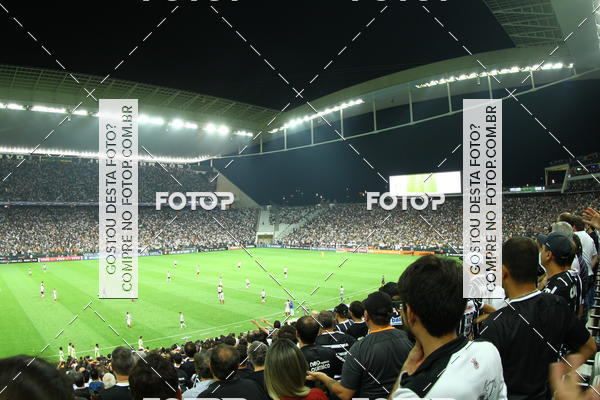 Buy your photos of the eventCorinthians X Fluminense - Brasileir�o on Fotop