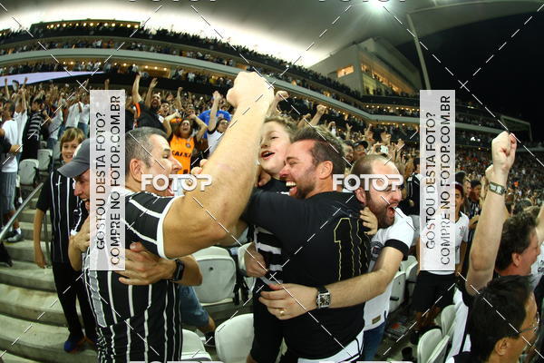 Buy your photos of the eventCorinthians X Fluminense - Brasileir�o on Fotop