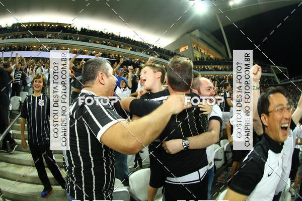 Buy your photos of the eventCorinthians X Fluminense - Brasileir�o on Fotop