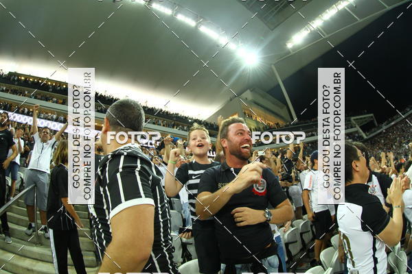 Buy your photos of the eventCorinthians X Fluminense - Brasileir�o on Fotop
