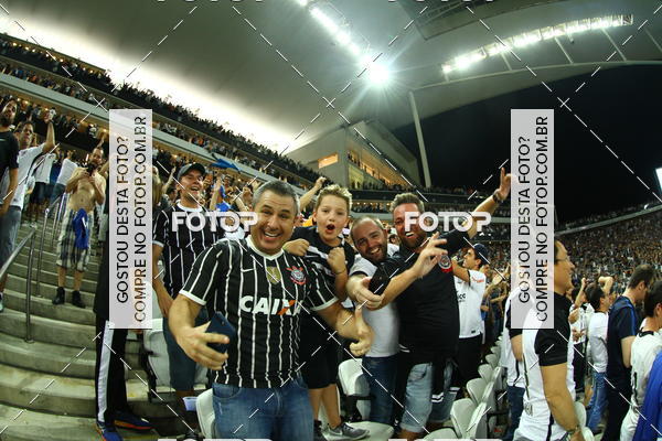 Buy your photos of the eventCorinthians X Fluminense - Brasileir�o on Fotop