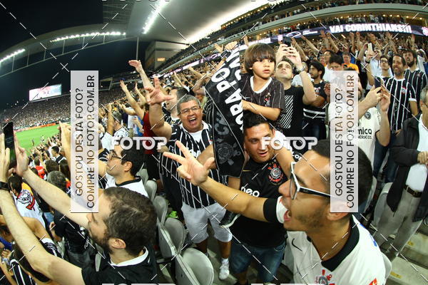 Buy your photos of the eventCorinthians X Fluminense - Brasileir�o on Fotop