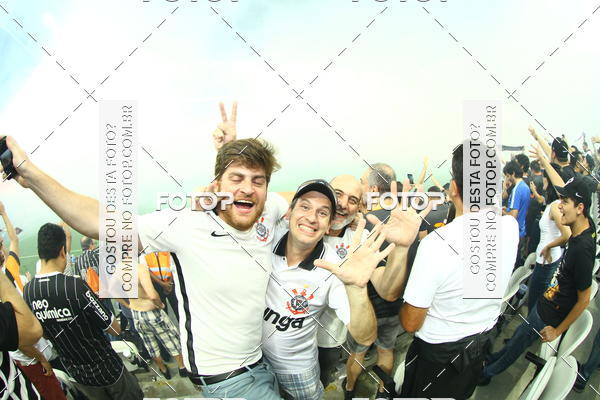 Buy your photos of the eventCorinthians X Fluminense - Brasileir�o on Fotop