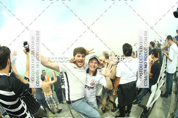 Buy your photos of the eventCorinthians X Fluminense - Brasileir�o on Fotop