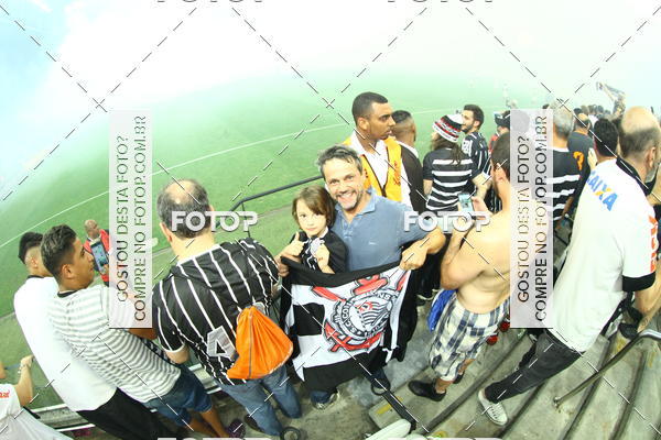 Buy your photos of the eventCorinthians X Fluminense - Brasileir�o on Fotop