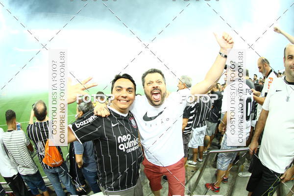 Buy your photos of the eventCorinthians X Fluminense - Brasileir�o on Fotop
