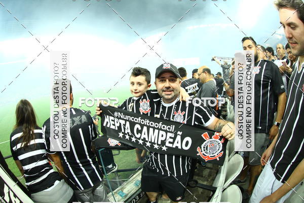 Buy your photos of the eventCorinthians X Fluminense - Brasileir�o on Fotop