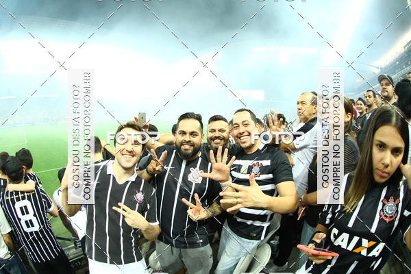 Buy your photos of the eventCorinthians X Fluminense - Brasileir�o on Fotop