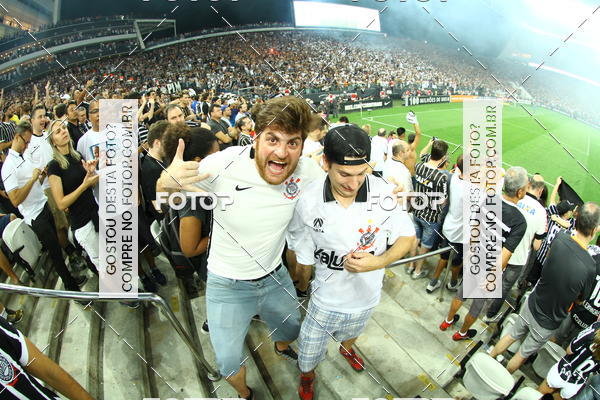 Buy your photos of the eventCorinthians X Fluminense - Brasileir�o on Fotop