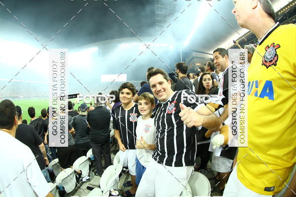 Buy your photos of the eventCorinthians X Fluminense - Brasileir�o on Fotop