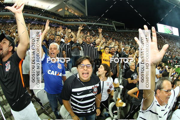 Buy your photos of the eventCorinthians X Fluminense - Brasileir�o on Fotop
