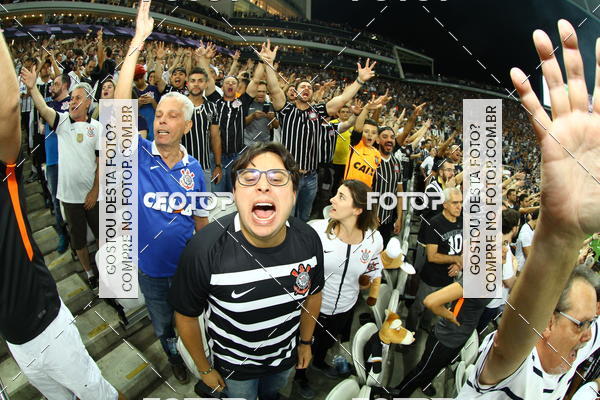 Buy your photos of the eventCorinthians X Fluminense - Brasileir�o on Fotop