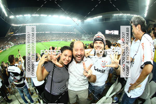 Buy your photos of the eventCorinthians X Fluminense - Brasileir�o on Fotop
