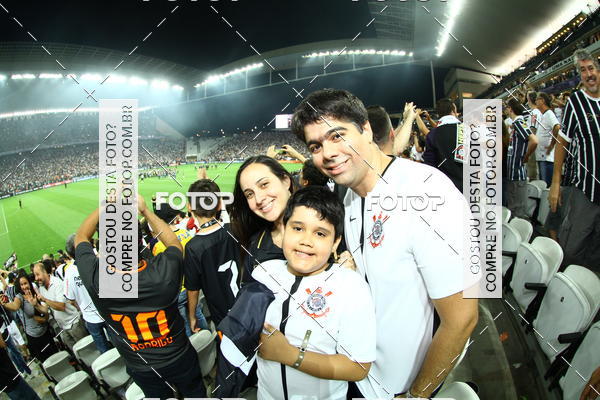 Buy your photos of the eventCorinthians X Fluminense - Brasileir�o on Fotop