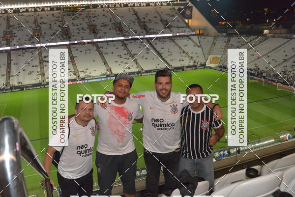 Buy your photos of the eventCorinthians X Fluminense - Brasileir�o on Fotop