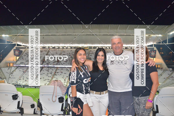Buy your photos of the eventCorinthians X Fluminense - Brasileir�o on Fotop