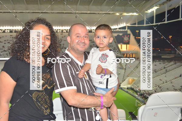Buy your photos of the eventCorinthians X Fluminense - Brasileir�o on Fotop