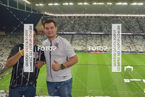 Buy your photos of the eventCorinthians X Fluminense - Brasileir�o on Fotop