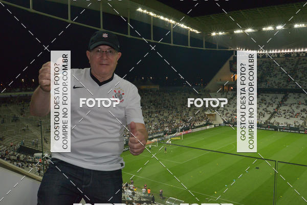 Buy your photos of the eventCorinthians X Fluminense - Brasileir�o on Fotop