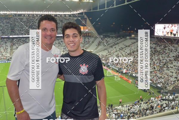 Buy your photos of the eventCorinthians X Fluminense - Brasileir�o on Fotop
