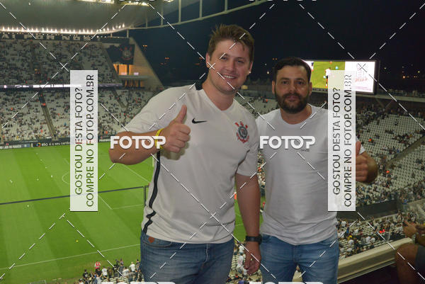 Buy your photos of the eventCorinthians X Fluminense - Brasileir�o on Fotop
