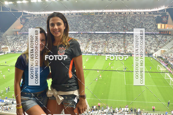 Buy your photos of the eventCorinthians X Fluminense - Brasileir�o on Fotop