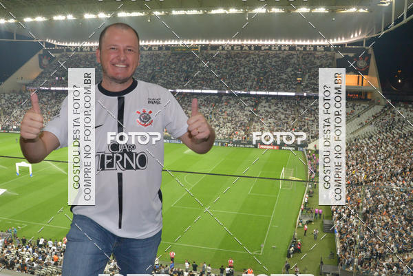 Buy your photos of the eventCorinthians X Fluminense - Brasileir�o on Fotop