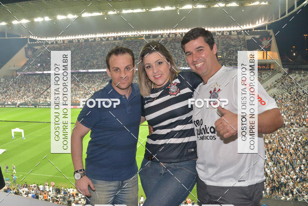 Buy your photos of the eventCorinthians X Fluminense - Brasileir�o on Fotop