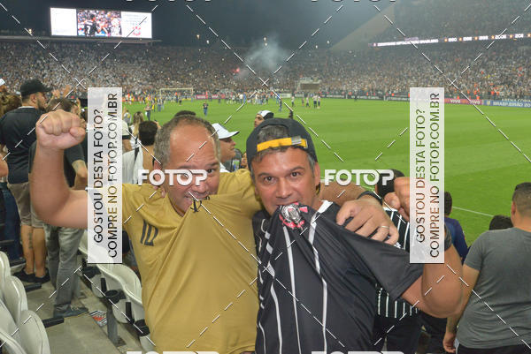 Buy your photos of the eventCorinthians X Fluminense - Brasileir�o on Fotop