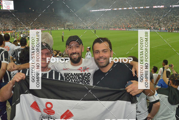 Buy your photos of the eventCorinthians X Fluminense - Brasileir�o on Fotop