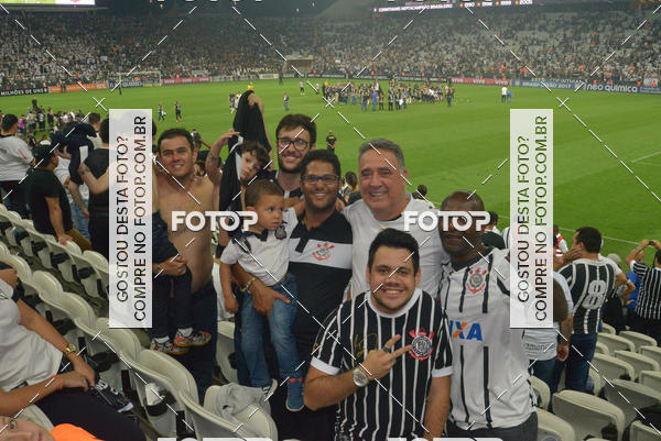 Buy your photos of the eventCorinthians X Fluminense - Brasileir�o on Fotop