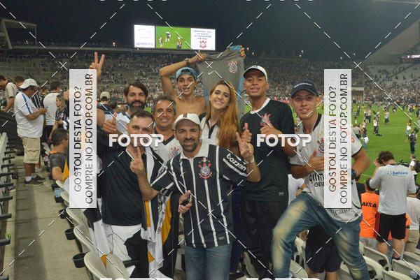 Buy your photos of the eventCorinthians X Fluminense - Brasileir�o on Fotop
