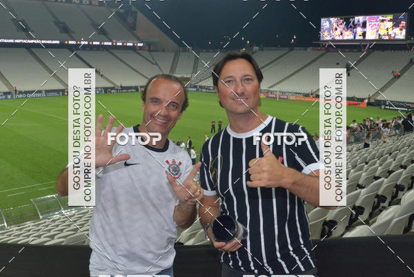 Buy your photos of the eventCorinthians X Fluminense - Brasileir�o on Fotop