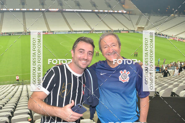 Buy your photos of the eventCorinthians X Fluminense - Brasileir�o on Fotop
