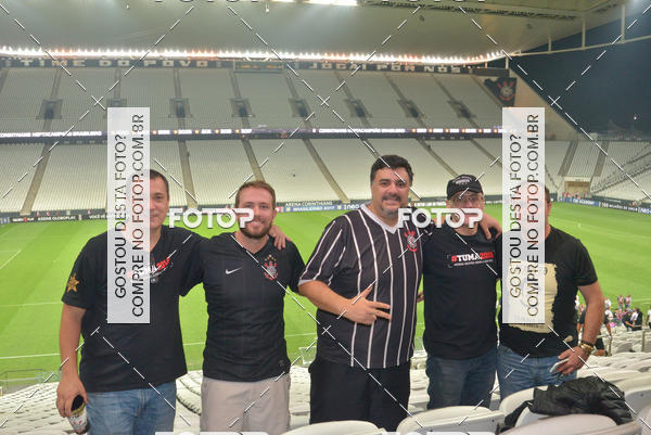 Buy your photos of the eventCorinthians X Fluminense - Brasileir�o on Fotop