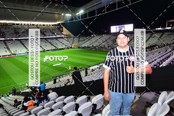 Buy your photos of the eventCorinthians X Fluminense - Brasileir�o on Fotop