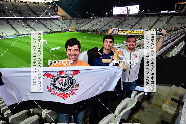 Buy your photos of the eventCorinthians X Fluminense - Brasileir�o on Fotop