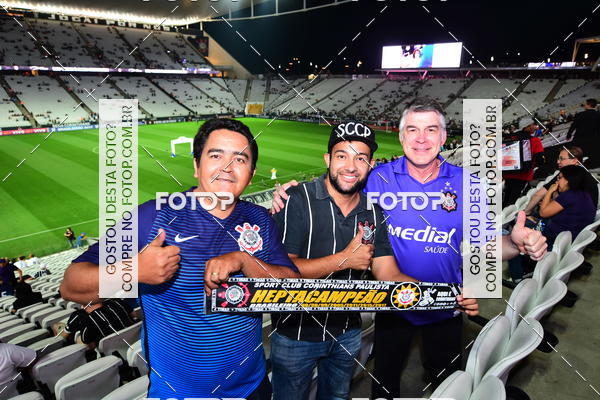 Buy your photos of the eventCorinthians X Fluminense - Brasileir�o on Fotop